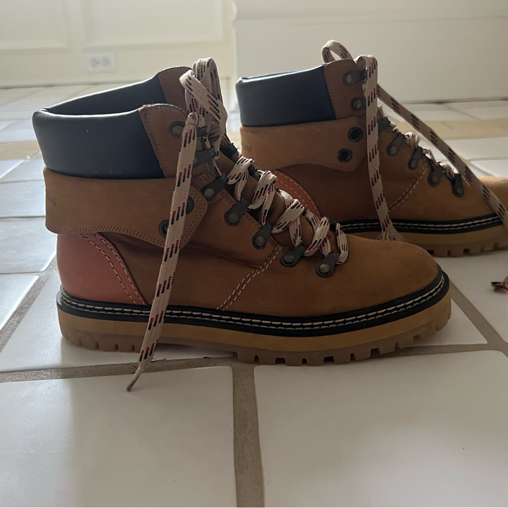 See By Chloe Tan And Black Lace-Up Eileen Boots